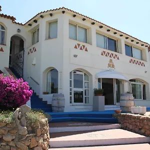 https://hotel-3-botti.in-sardinia.net